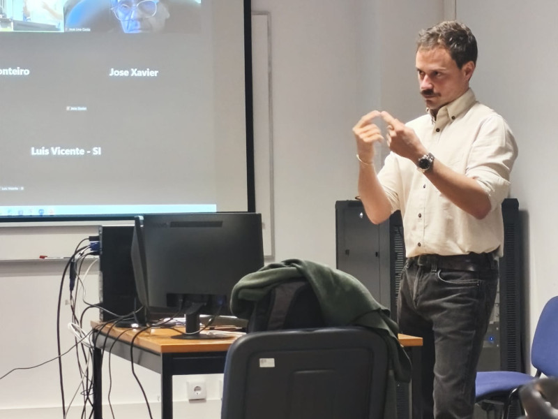 Nuno Henriques a apresentar